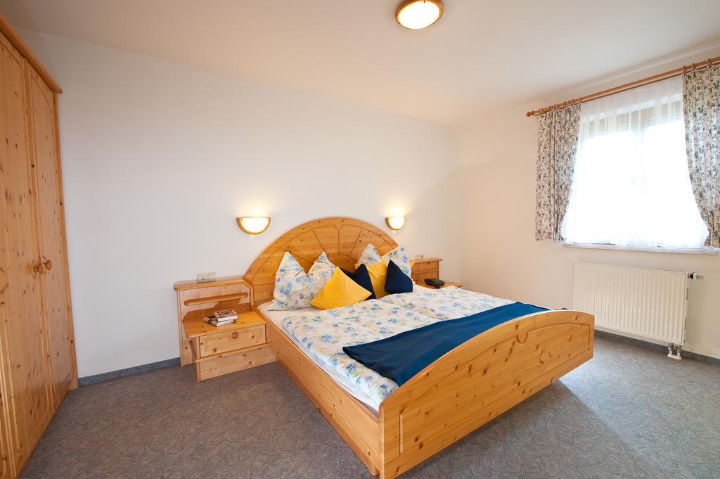Appartements Hartlbauer Dorfgastein Ruang foto